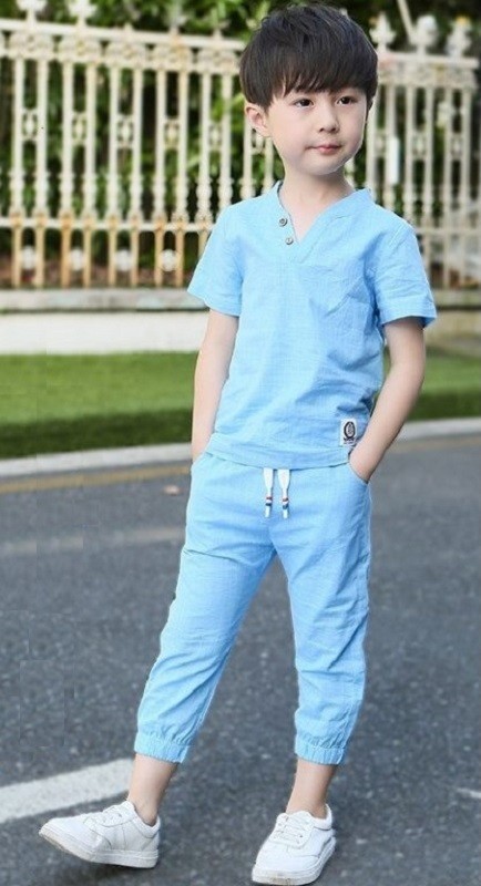 Jongens T-shirt en broek L1602 lichtblauw 8
