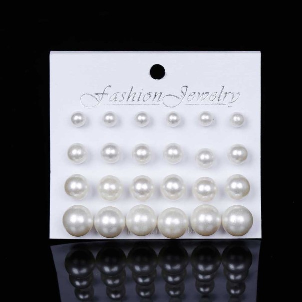 Juego de cuentas para orejas - 12 pares crema