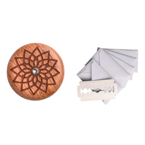 Juego de repostería con cortador decorativo de 4,5 cm con patrón de flor estrellada y cuchillas intercambiables para la decoración precisa del pan 1