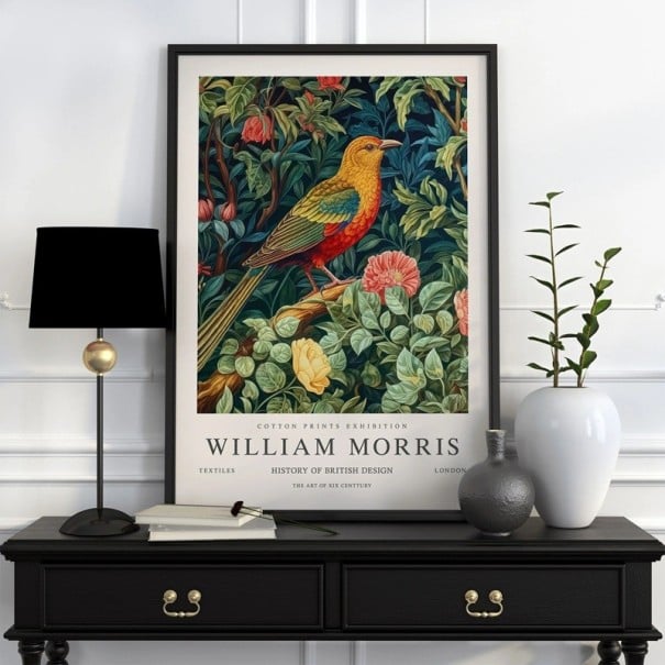 Juliste värikkäällä linnulla ja kasvitieteellisellä teemalla William Morris 40x60 cm polyesterikangas vihreä-punainen seinäkoriste 1