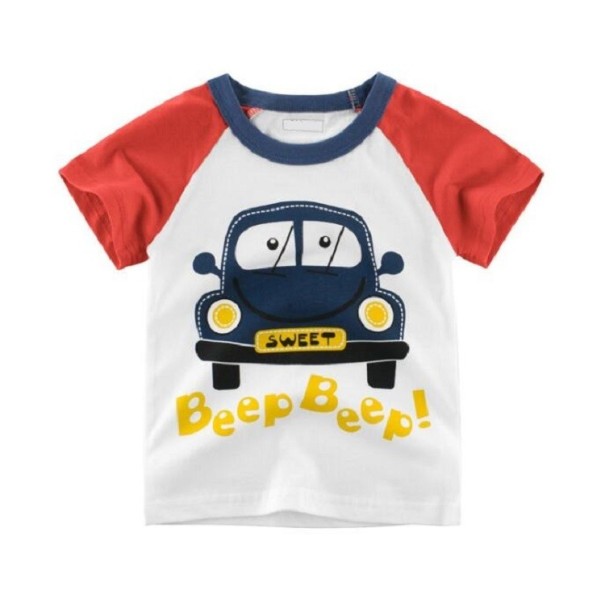 Jungen-T-Shirt mit einem Auto rot 2