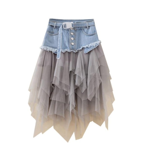 Jupe pour femme avec un siège en denim bleu clair et une jupe en tulle superposée Bords irréguliers Ceinture avec boucle Ourlet effiloché Denim L