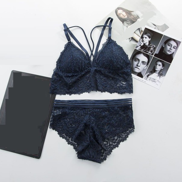 Kanten set - BH en slipje donkerblauw