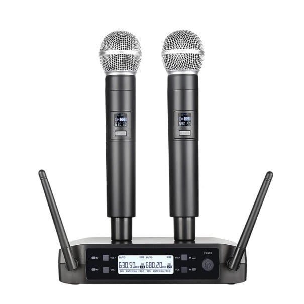 Karaoke set UHF se dvěma bezdrátovými mikrofony přijímač s anténami a displejem nastavení frekvence a hlasitosti černý na párty 1