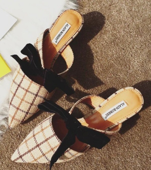 Karierte Hausschuhe für Damen creme 36