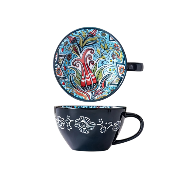 Keramický hrnek s vnitřním malováním a kytkovaným motivem 600–700 ml keramika 15 × 12,5 × 7,4 cm na kávu čaj i velké nápoje tmavě zelená