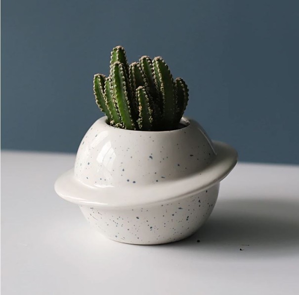Keramische decoratieve bloempot wit