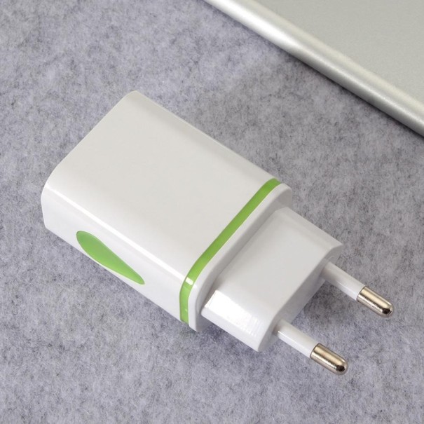 Kettős USB K703 hálózati adapter zöld