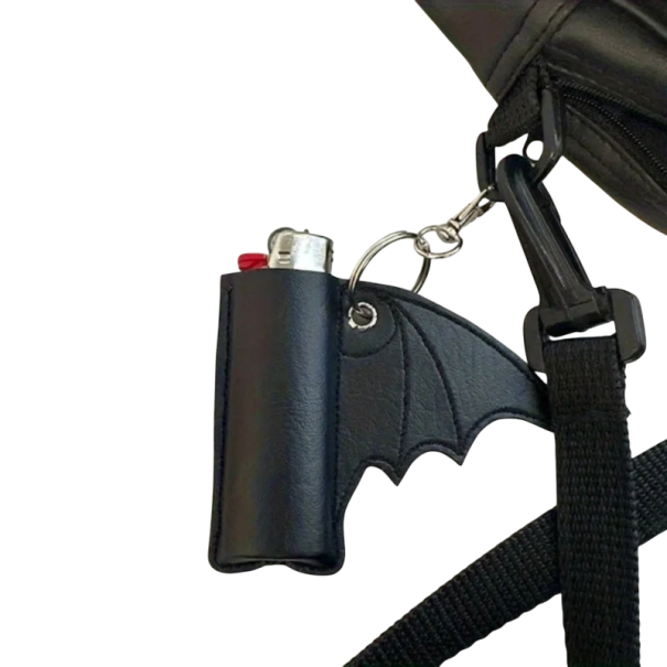 Keyring 7.6 x 11 cm Faux Leather Bat Key Case with Metal Clip Protective Cover Stylish Accessory 1