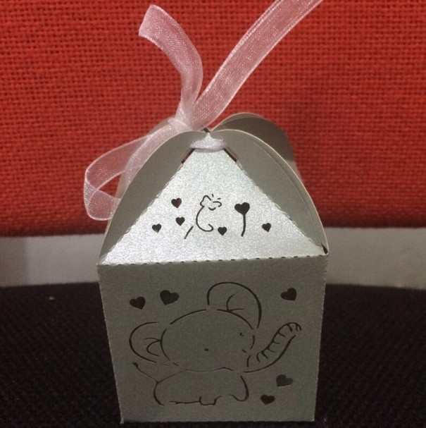 Kinder-Geschenkbox mit Elefant 10-tlg grau