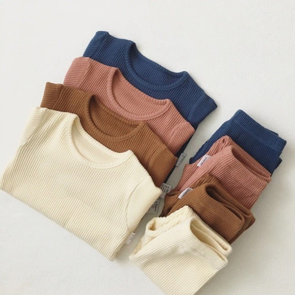 Kinder T-shirt en broek L1395