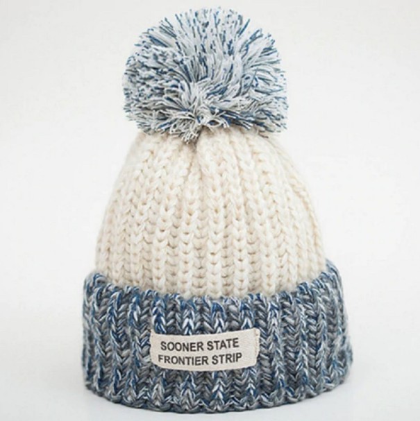 Kinder-Wintermütze mit Bommel J864 weiß