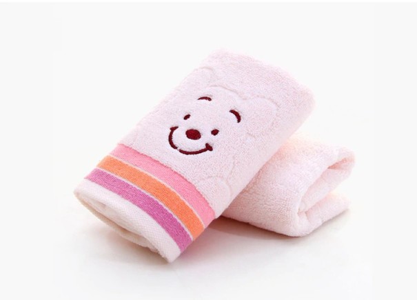 Kinderhanddoek met teddybeer J1881 roze