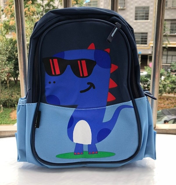 Kinderrucksack mit Dinosaurier hellblau