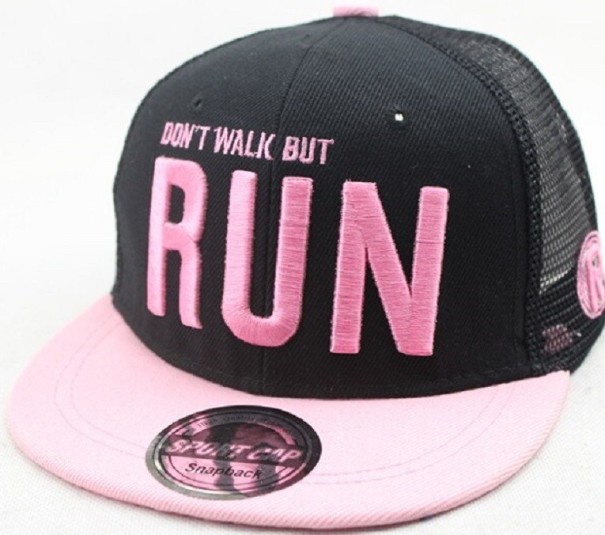 Kindersnapback met opschrift 2