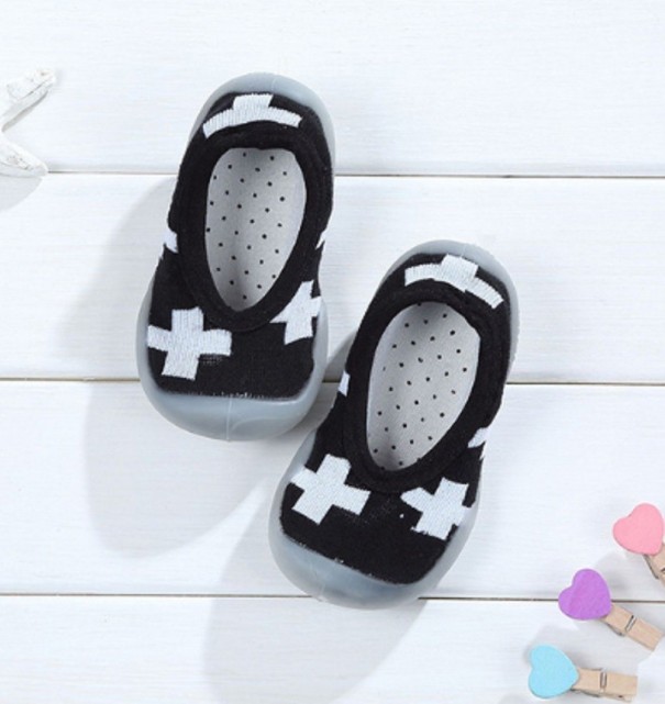 Kinderstretchpantoffels met kruis zwart 18,5