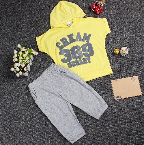 Kinderzomerset - T-shirt en broek - Geelgrijs 3