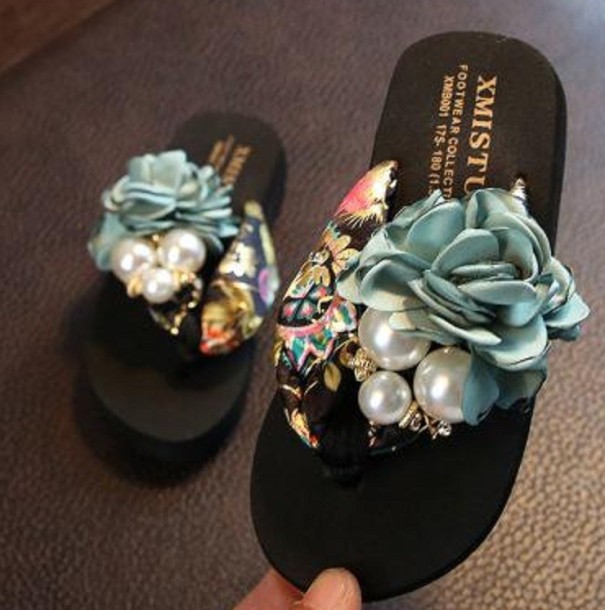 Klapki dziewczęce z perłami 34 9