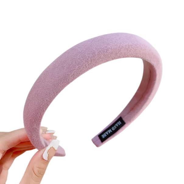 Klasická široká barevná čelenka do vlasů 12 cm Univerzální velikost Polstrovaná látková čelenka Elegantní dámský módní doplněk fialová