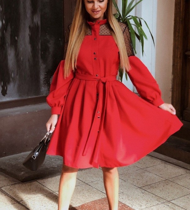 Kleid mit Stehkragen rot XS