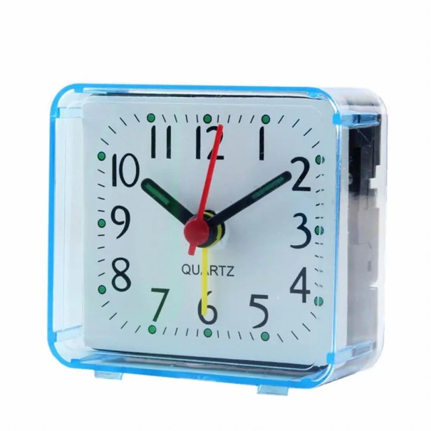 Kleine analoge wekker 6x3x5,8 cm Gemakkelijk af te lezen wijzerplaat Luide pieptoon Draagbare wekker voor 1 AA-batterij Voor in de slaapkamer Kantoren Onderweg blauw