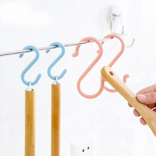 Kleurrijke plastic haken S