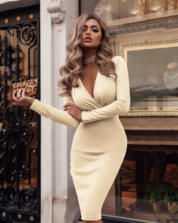 Kokerjurk met halslijn beige S