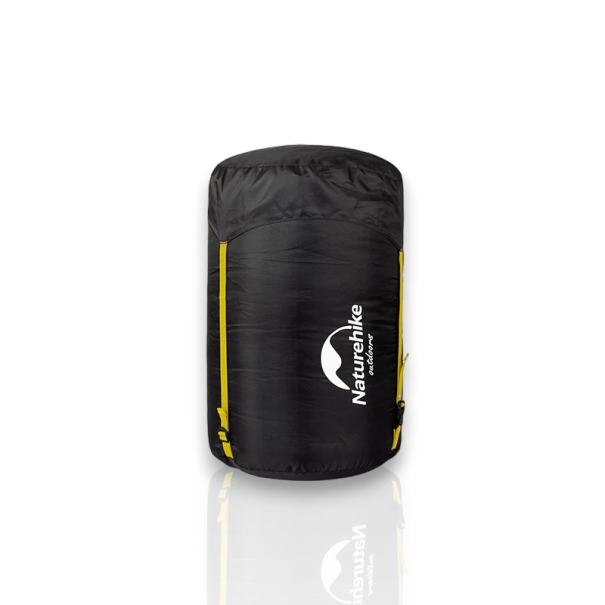 Kompresionssack für Schlafsäcke Größe S Durchmesser 24 cm Höhe 40 cm Ausgelegt 40 x 40 cm Riemen mit Schnallen Schwarz Für Camping und Wandern