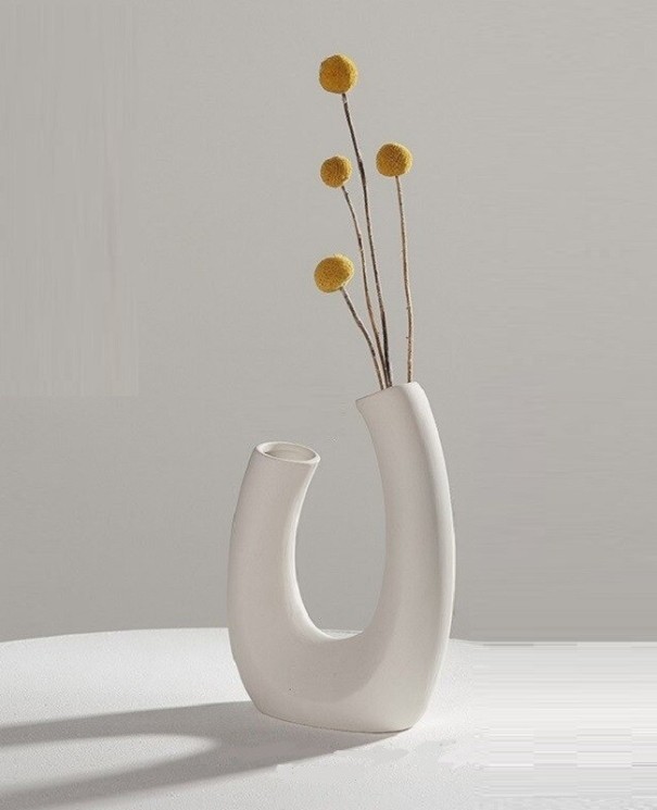 Koristeellinen maljakko J456 7