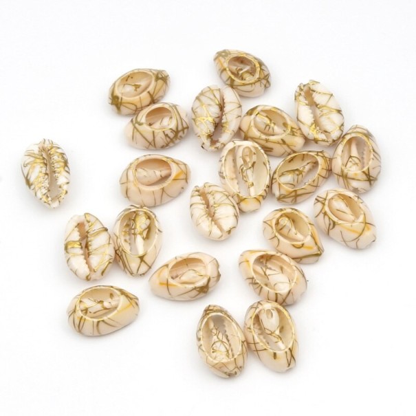 Koristeelliset kullatut simpukankuoret 10 kpl beige