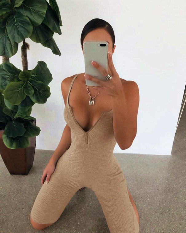 Kort damejumpsuit med lynlås beige XS