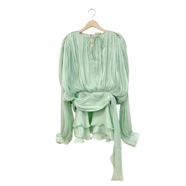 Kort kjole med ballonærmer og bindebånd i halsen Flæsekjole med wrap-effekt Let, flagrende materiale Elegant minikjole grøn XL