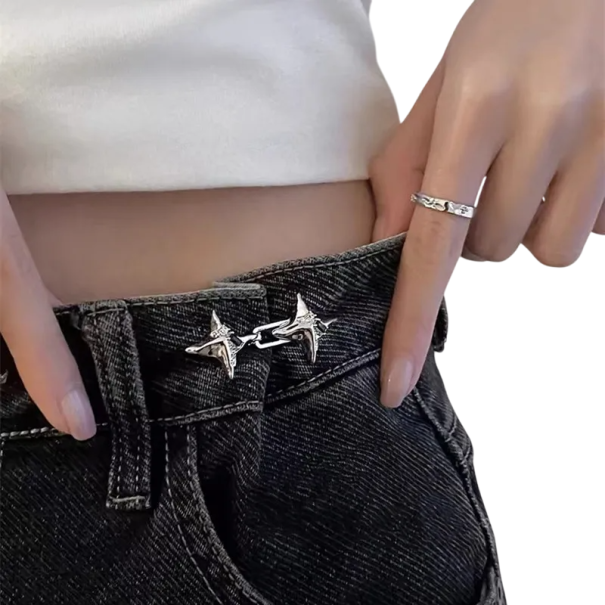 Kovová nastavitelná přezka 4 cm ve tvaru hvězdy pro utáhnutí kalhot Stylový páskový doplněk Pevný kovový materiál Dekorace do pasu stříbrná