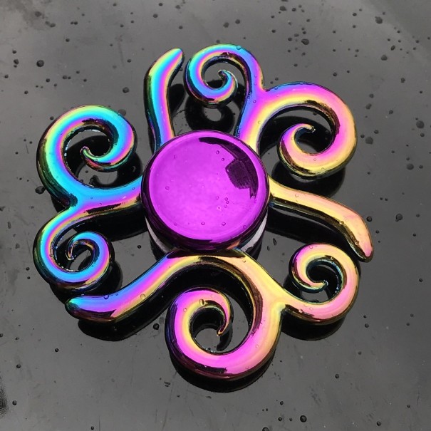 Kovový fidget spinner duhový E48 2