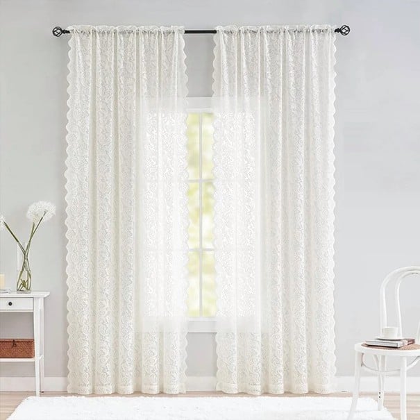 Krajková záclona dlhá 2 ks 140x244 cm polyester biela s kvetinovou ornamentikou a vlnitým okrajom do okien k podlahe