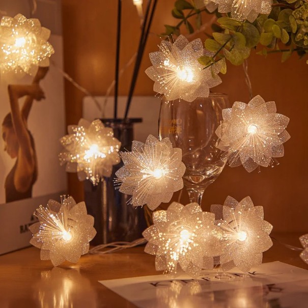 Krans med LED-glödande blommor 3x AA-batterier Dekorativa lampor för hemmet Lysande blomsterkedja Elegant ljuskedja 2m 10 lysdioder