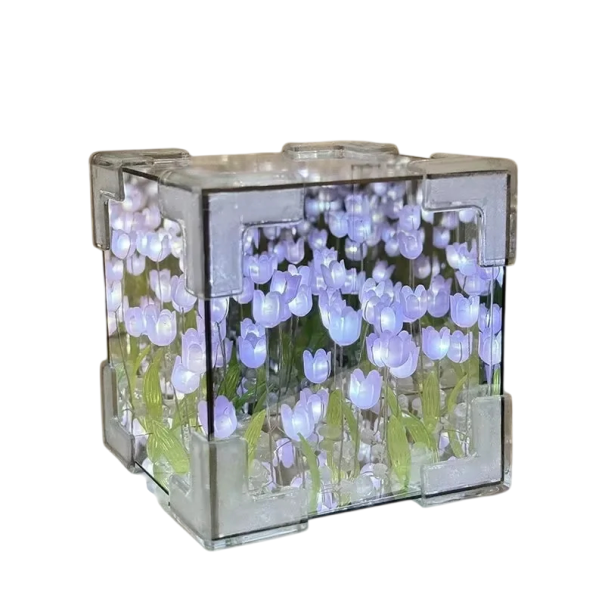 Kreativní DIY osvětlená průhledná kostka 20 tulipánů LED světýlka Malá noční lampička Dekorativní mořská kostka Dárek pro dívku a ženu fialová