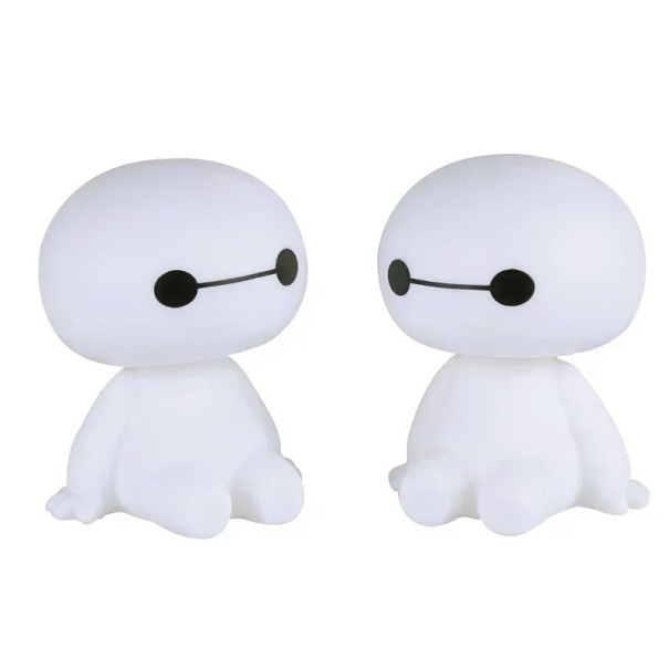 Kreslený robot Baymax s třesoucí se hlavou Bílá figurka Dekorace do auta Ozdoba interiéru Roztomilá sběratelská postavička 1