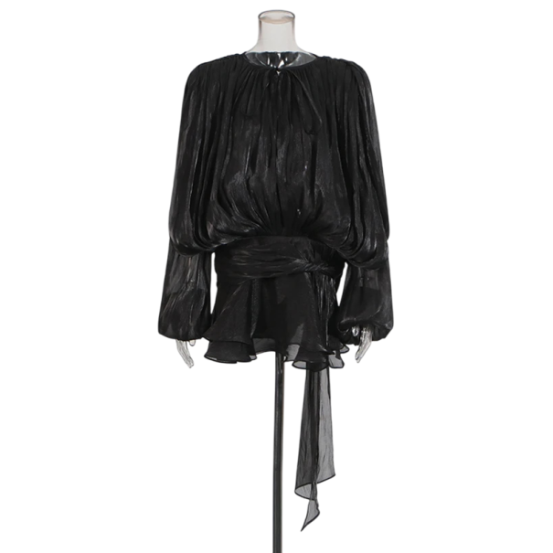 Krótka sukienka z bufiastymi rękawami i wiązaniem przy szyi Spódnica z falbankami i efektem kopertowym Lekko lejący się materiał Elegancka mini sukienka czarny M