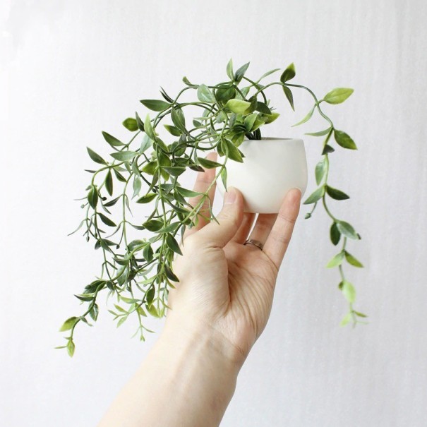 Kunstig plante i en magnetisk potte 1