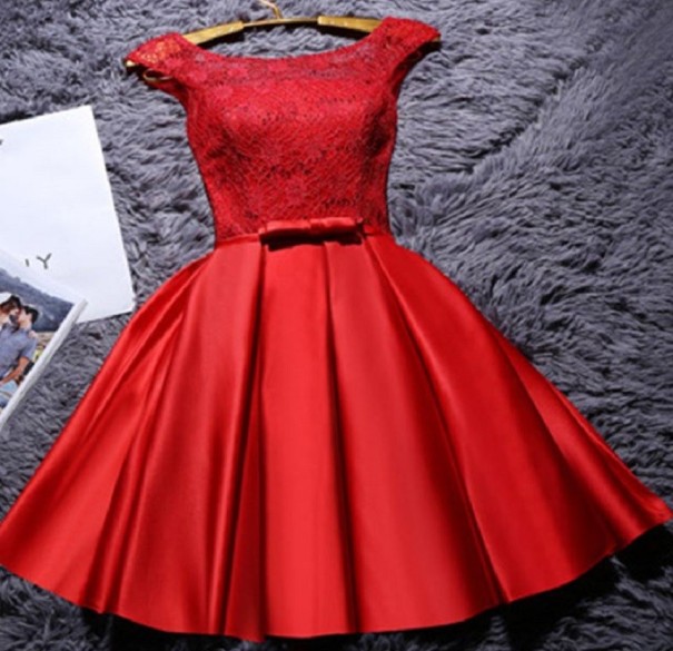 Kurzes Ballkleid rot M