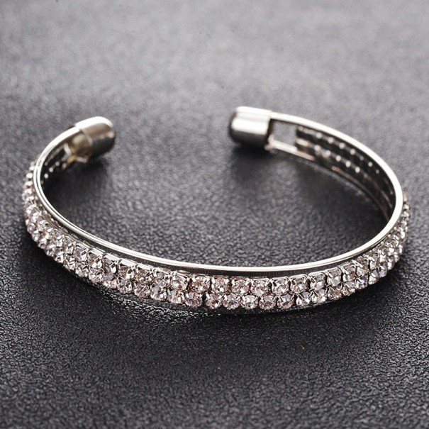 Kvinnors öppet armband med stenar H492 silver