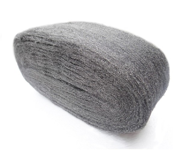 La laine abrasive en acier 1
