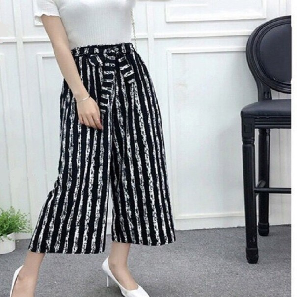 Ladies' 3/4 Trousers with Bow M 2