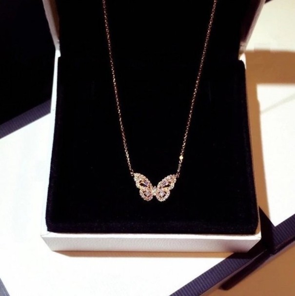 Ladies' Butterfly Necklace D141 old rose