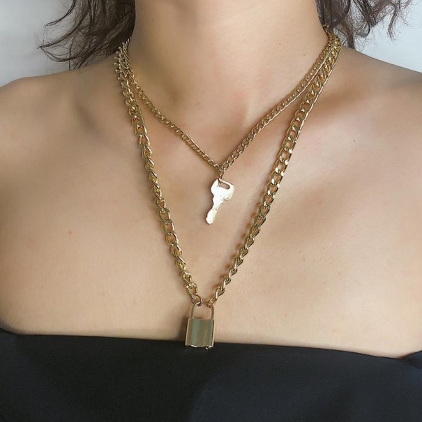 Ladies' Chunky Necklace with Key and Lock gold