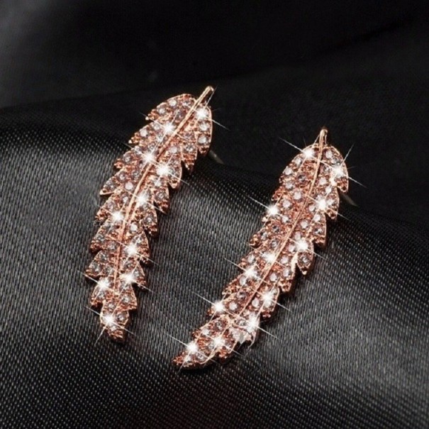 Ladies' Feather Edge Earrings old rose