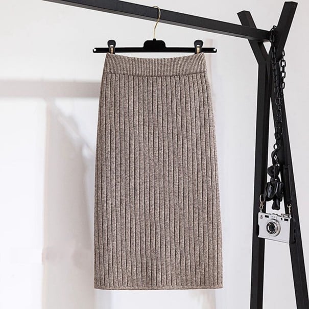 Ladies' Knitted Skirt 2