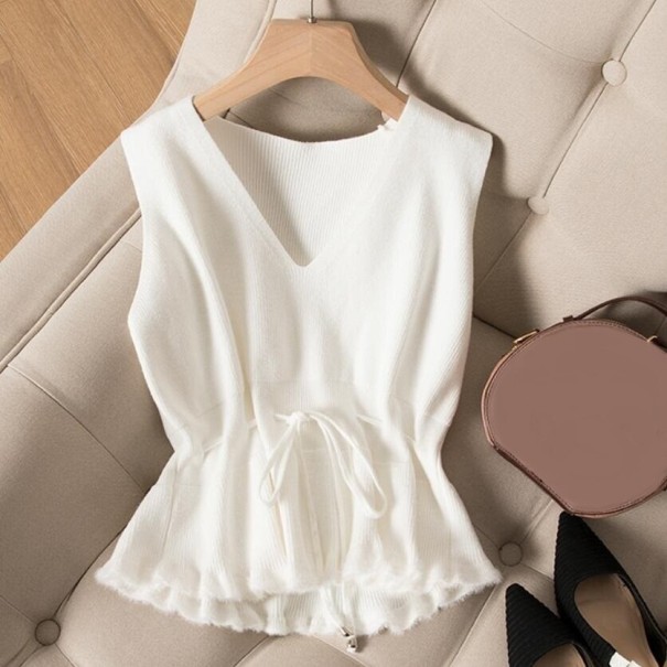 Ladies' Knitted Waistcoat P2365 white