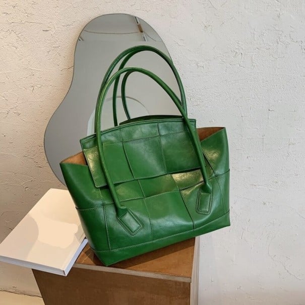 Ladies' Leather Handbag M1780 green
